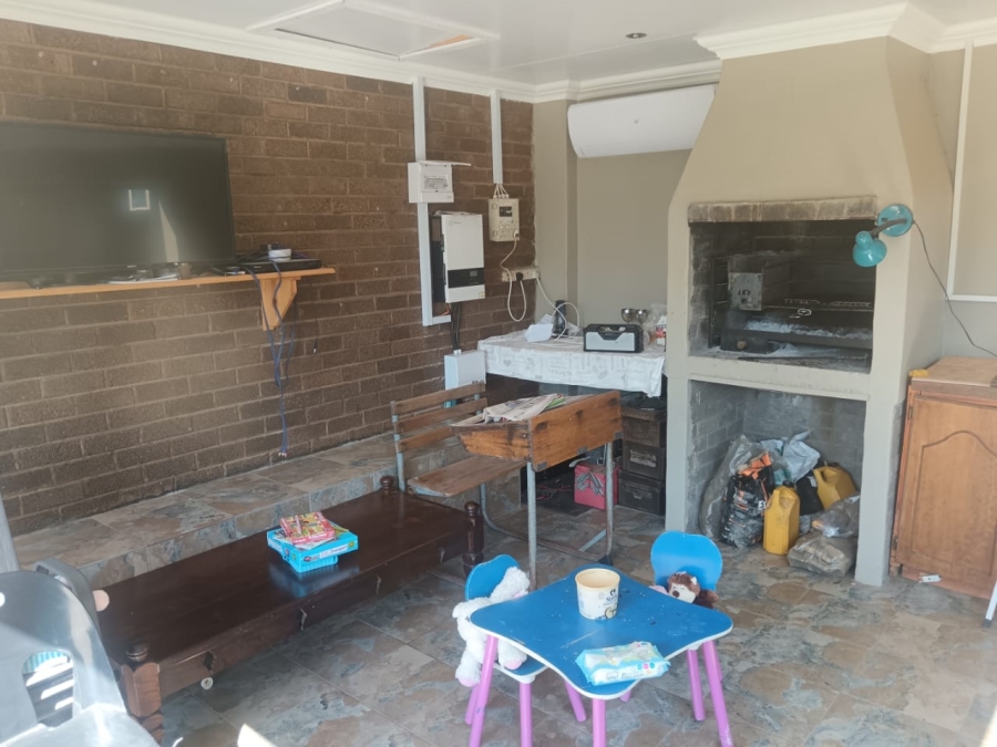 3 Bedroom Property for Sale in South Ridge Northern Cape